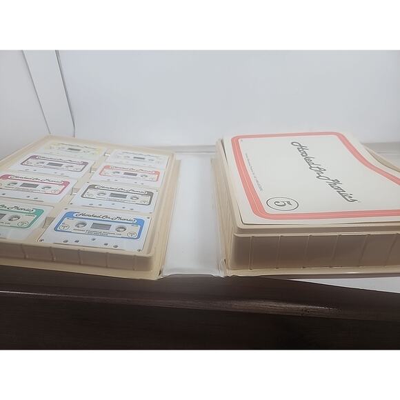 Hooked On Phonics Gateway Educational Cassette Tapes Book Cards Complete W/Box - Picture 8 of 8